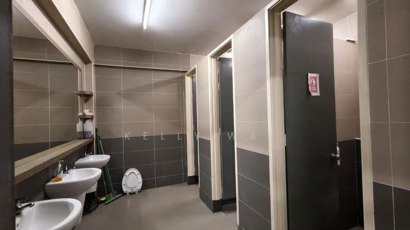 Cluster Factory for Sale in Eco Business Park 1 (Johor Bahru) - Kelly Wai - Bathroom - PropertyGuru.com.my