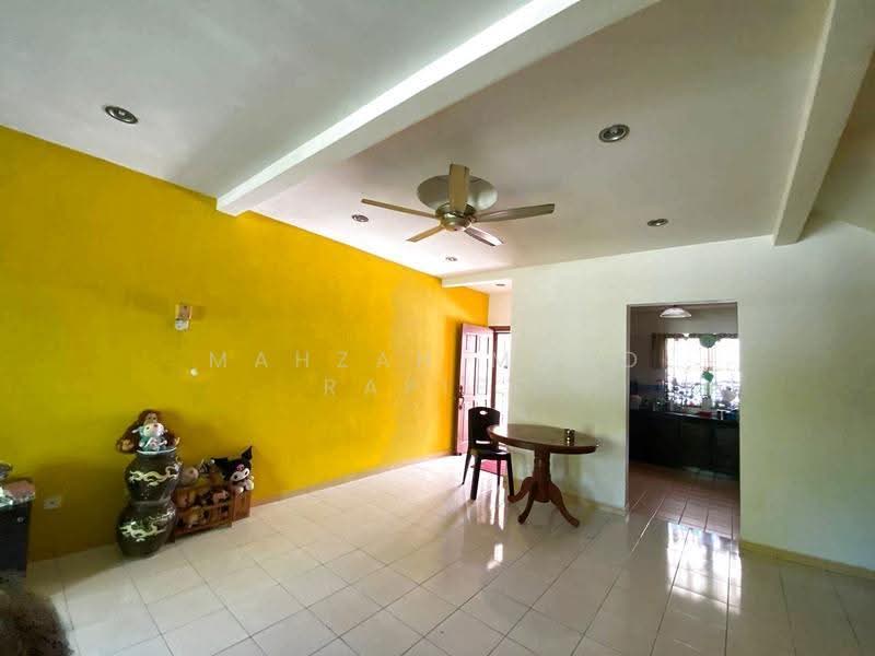 Rumah Teres 2-Tingkat untuk Dijual di Putrajaya (Putrajaya) - Mahzah Mohd Rapiee - Living Room - PropertyGuru.com.my