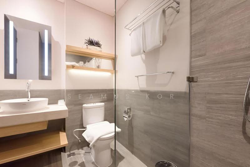 Hotel / Resort untuk Dijual di Taman Johor Jaya (Johor Bahru) - Seamus Kor - Bathroom - PropertyGuru.com.my