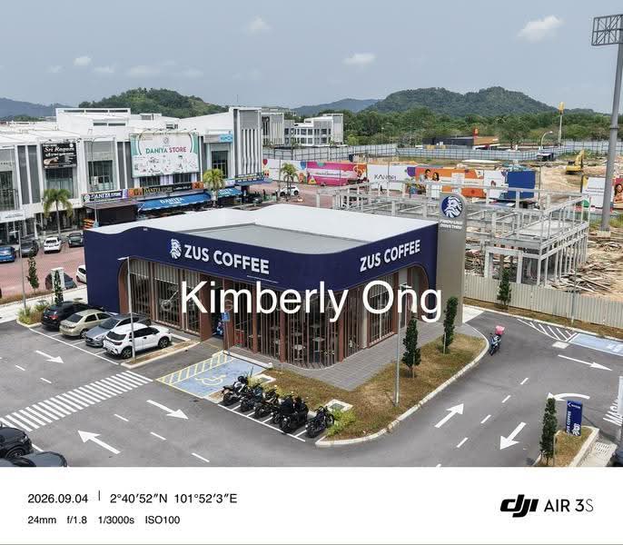 Shop / Office for Rent in Sendayan Merchant Square Shoplot Facing Main Road (Bandar Sri Sendayan) - Ong Jia Hui - Exterior - PropertyGuru.com.my