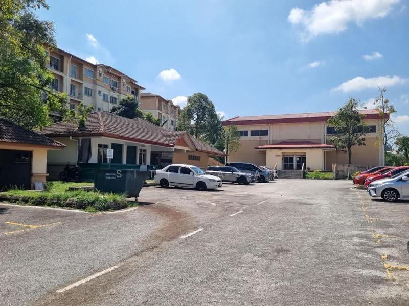 Pangsapuri untuk Dijual di Pangsapuri Cendana - Siti Hajar - Exterior - PropertyGuru.com.my