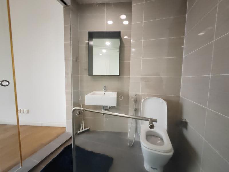 Service Residence for Sale at Setia SKY Residences - Joy Ooi - Bathroom - PropertyGuru.com.my
