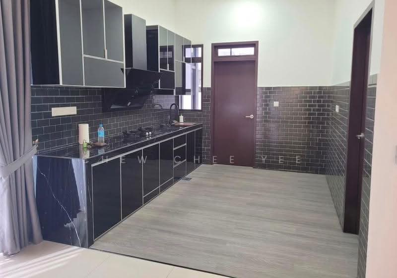 Rumah Teres untuk Disewa di Iskandar Puteri (Nusajaya) (Johor) - Chew Chee Yee - Kitchen - PropertyGuru.com.my