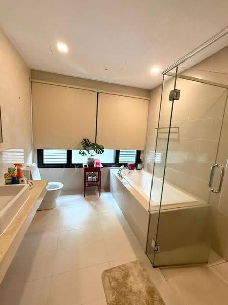 Kondominium untuk Dijual di Sastra U-Thant - JK Leong - Bathroom - PropertyGuru.com.my
