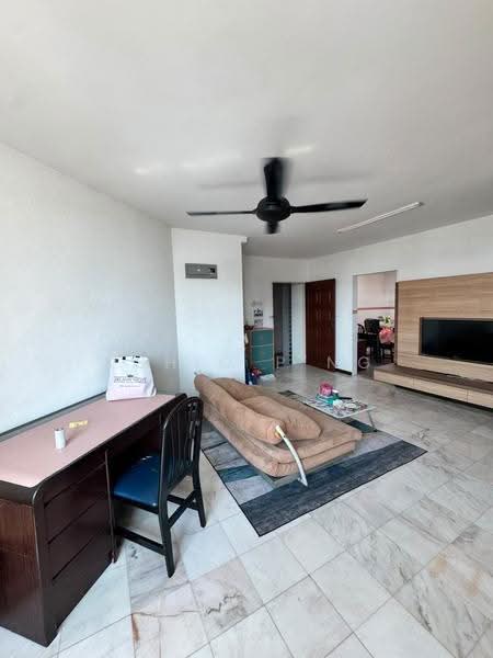Rumah Flat untuk Dijual di Taman Lembah Sungai - Kshio P'ng - Living Room - PropertyGuru.com.my