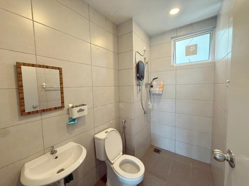 Kondominium untuk Disewa di The Navens - Quinn Loh - Bathroom - PropertyGuru.com.my