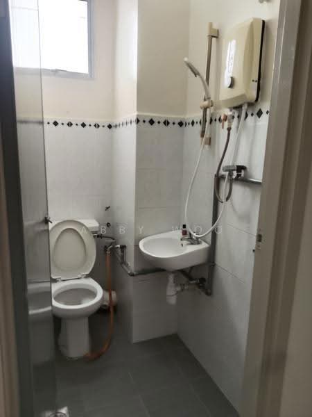 Kondominium untuk Disewa di Azuria Condominium - Abby Woo - PropertyGuru.com.my