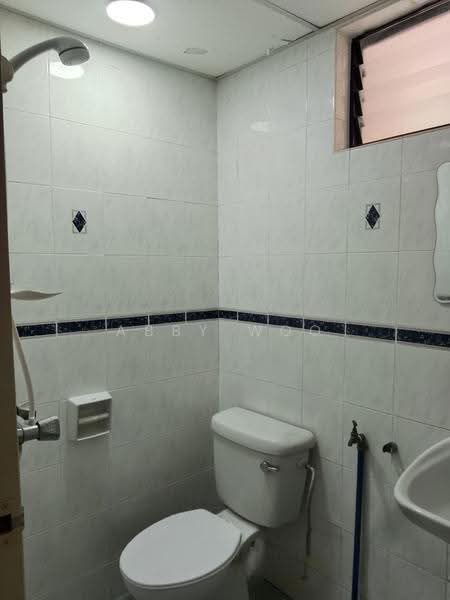 Kondominium untuk Disewa di Azuria Condominium - Abby Woo - PropertyGuru.com.my