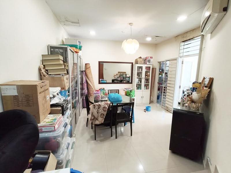Semi-Detached House for Sale in Gombak (Kuala Lumpur) - Stheven Francis - Living Room - PropertyGuru.com.my