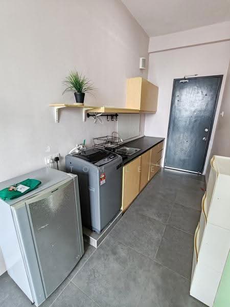 Condominium for Rent at Empire Damansara (Empire SOHO 2) - Tom Lee - Kitchen - PropertyGuru.com.my