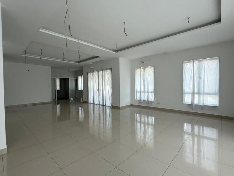 Rumah Berkembar untuk Dijual di Bandar Sungai Long (Selangor) - Alice Low - Living Room - PropertyGuru.com.my