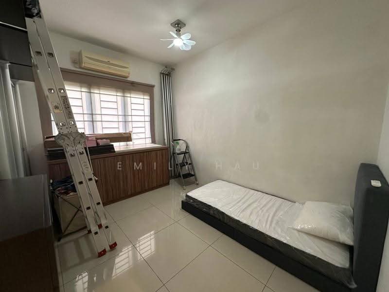 Pangsapuri untuk Disewa di Larkin Residence - Emily Hau - Bedroom - PropertyGuru.com.my