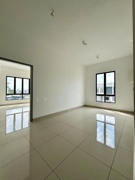 Rumah Kluster untuk Dijual di Taman Mount Austin (Tebrau) - Eric Foo - Interior - PropertyGuru.com.my