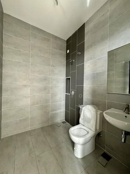 Rumah Kluster untuk Dijual di Taman Mount Austin (Tebrau) - Eric Foo - Bathroom - PropertyGuru.com.my