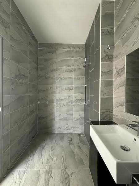 Rumah Kluster untuk Dijual di Taman Mount Austin (Tebrau) - Eric Foo - Bathroom - PropertyGuru.com.my