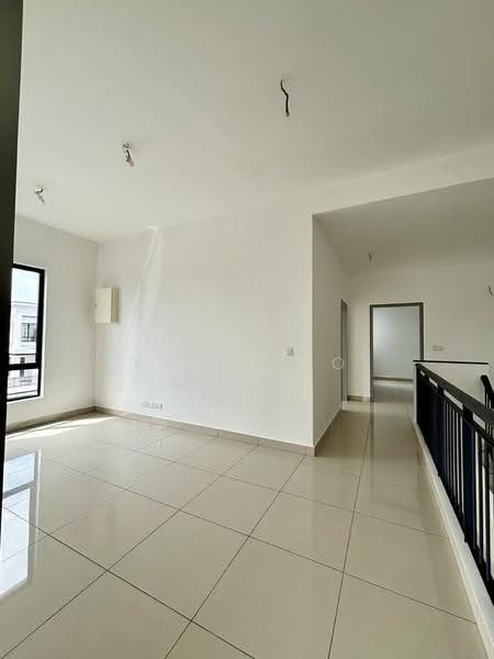 Rumah Kluster untuk Dijual di Taman Mount Austin (Tebrau) - Eric Foo - Interior - PropertyGuru.com.my