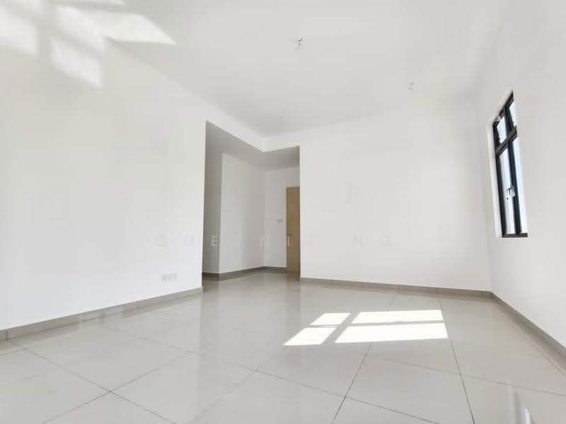 Rumah Kluster untuk Dijual di Taman Mount Austin (Tebrau) - Queenie Ng - PropertyGuru.com.my
