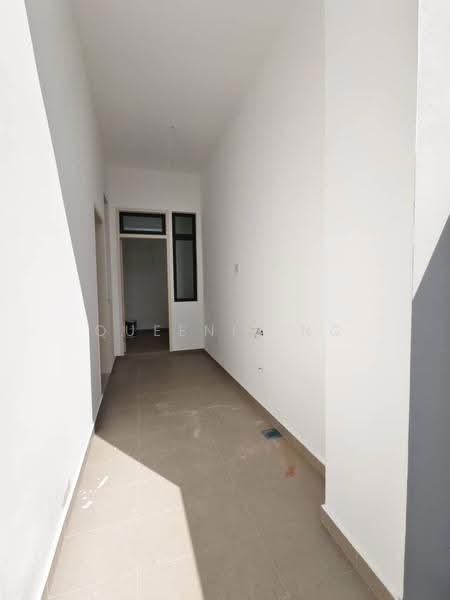 Rumah Kluster untuk Dijual di Taman Mount Austin (Tebrau) - Queenie Ng - PropertyGuru.com.my
