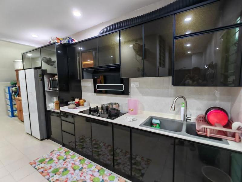 Rumah Teres 2-Tingkat untuk Dijual di Bandar Seri Alam (Masai) - Shawn Law - Kitchen - PropertyGuru.com.my