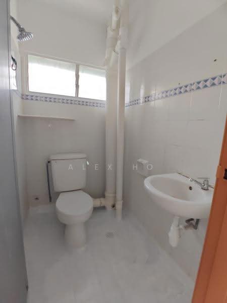 Apartment for Rent at Taman Kristal - Alex Ho - Bathroom - PropertyGuru.com.my