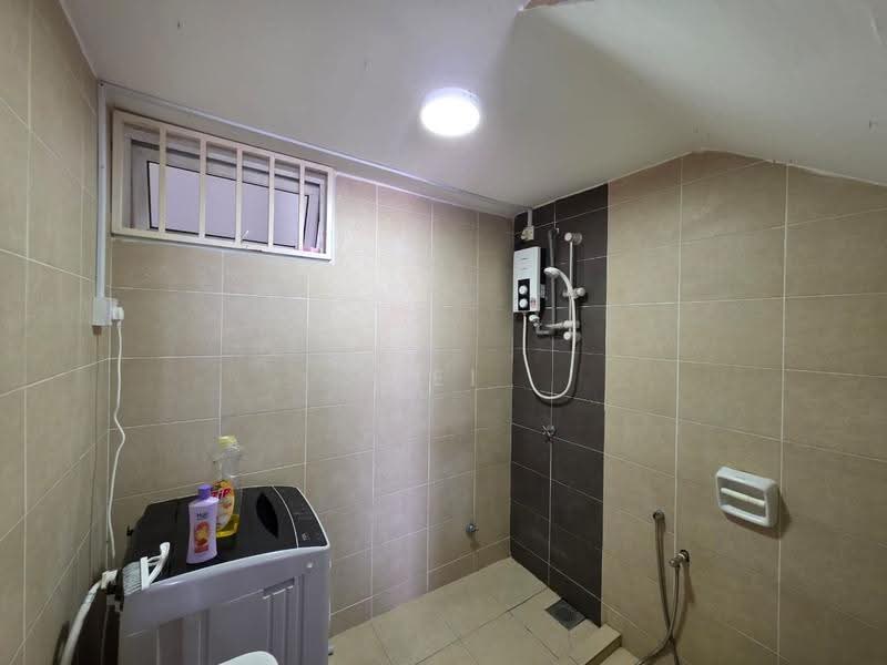 Kediaman Servis untuk Disewa di Starz Valley - Wei Keen - Bathroom - PropertyGuru.com.my