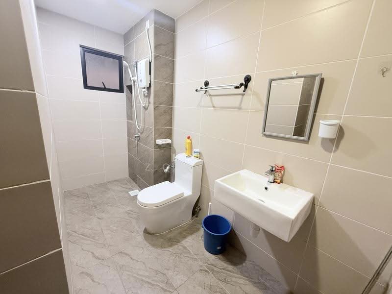 Kediaman Servis untuk Disewa di Veranda Residence - ZQ Lim - Bathroom - PropertyGuru.com.my