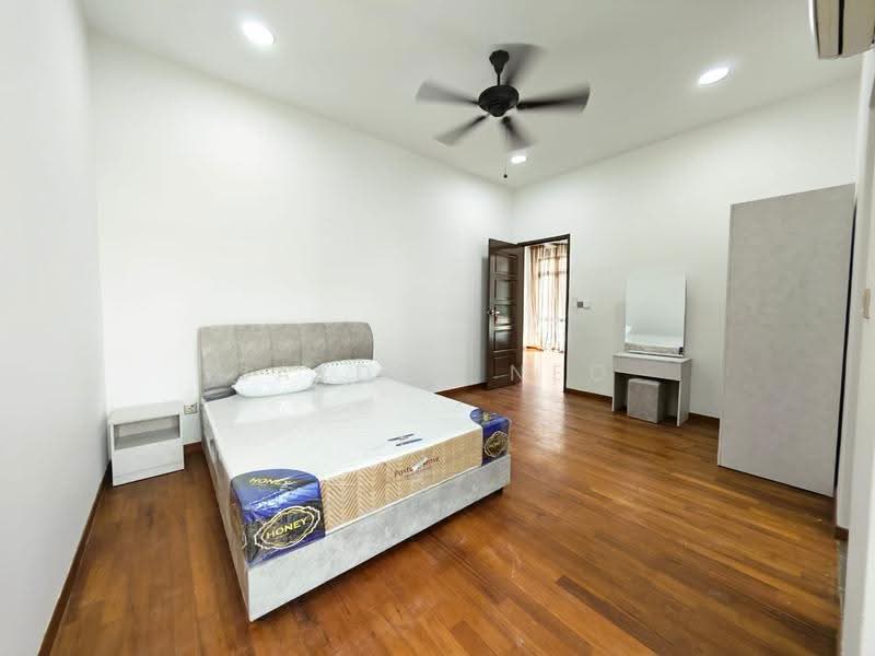 Semi-Detached House for Rent in Taman Sutera Utama (Skudai) - Jayden Neo - Bedroom - PropertyGuru.com.my