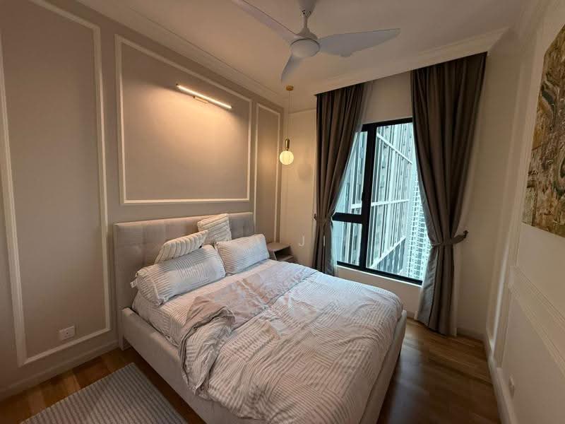 Kediaman Servis untuk Dijual di Residensi Solaris Parq - Bao Jie - Bedroom - PropertyGuru.com.my