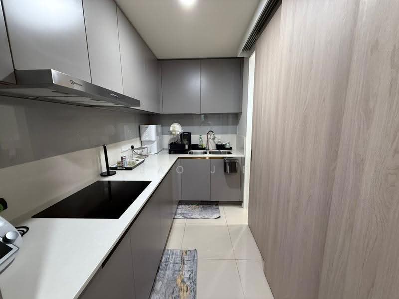 Kediaman Servis untuk Dijual di Residensi Solaris Parq - Bao Jie - Kitchen - PropertyGuru.com.my