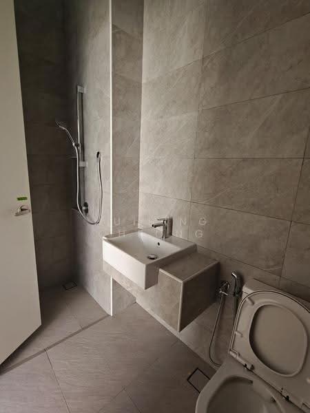 Cluster House for Sale in Taman Ekoflora (Johor Bahru) - Huiling Cheong - Bathroom - PropertyGuru.com.my