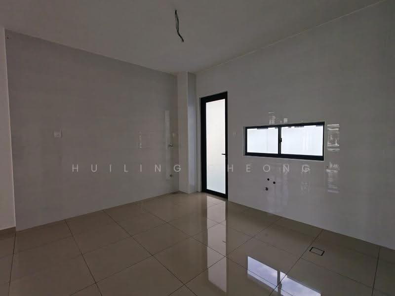 Cluster House for Sale in Taman Ekoflora (Johor Bahru) - Huiling Cheong - Interior - PropertyGuru.com.my