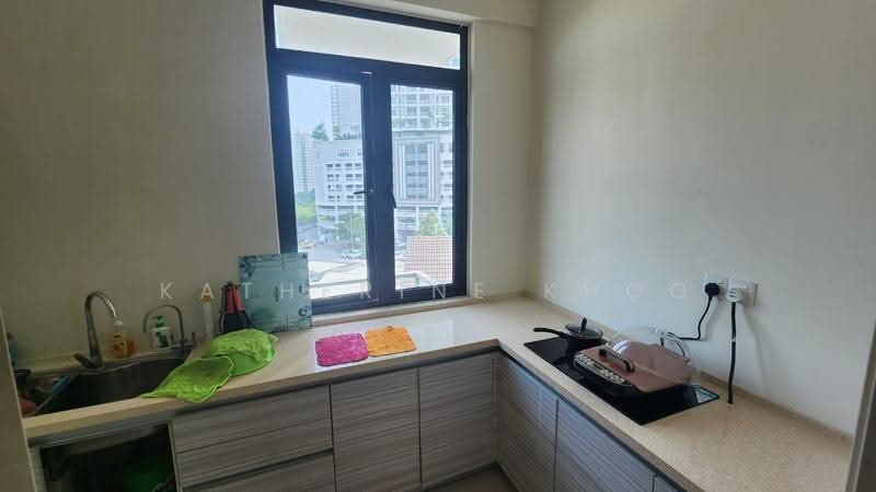 Rumah Teres 3.5-Tingkat untuk Dijual di Relau (Sungai Ara) - Katherine Khoo - Kitchen - PropertyGuru.com.my