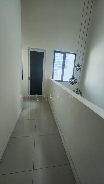 Rumah Teres 3.5-Tingkat untuk Dijual di Relau (Sungai Ara) - Katherine Khoo - Corridor - PropertyGuru.com.my