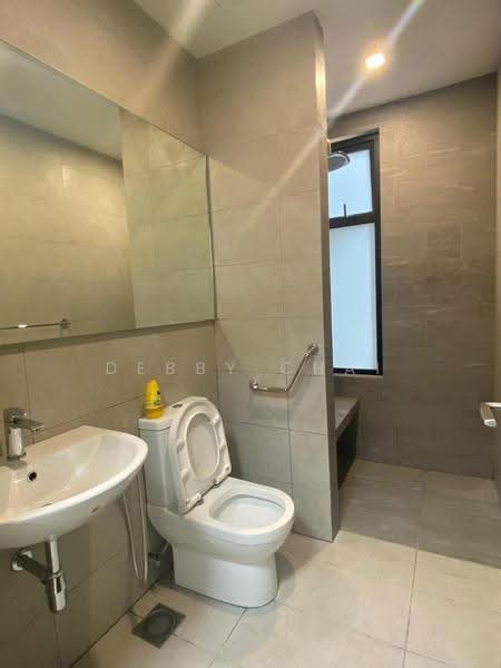 Service Residence for Sale at Atwater : Service Residences - Debby Chai - Bathroom - PropertyGuru.com.my