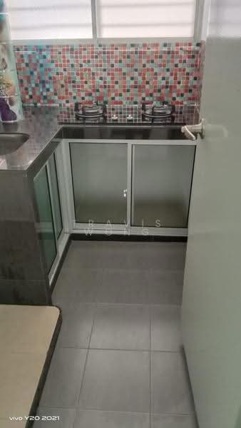 Condominium for Sale at Zeta Deskye (Alam Saujana) - Travis Wong - Kitchen - PropertyGuru.com.my