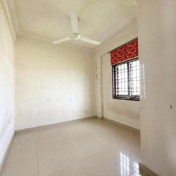 Rumah Flat untuk Dijual di Taman Cendana - Ann Khor - Interior - PropertyGuru.com.my