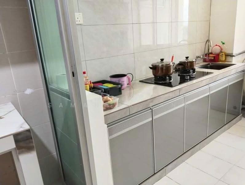 Pangsapuri untuk Disewa di Midori Green (Pangsapuri Hijauan) - Samantha Tang - Kitchen - PropertyGuru.com.my