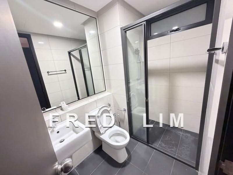 Service Residence for Sale at The Tamarind - Fred Lim - Bathroom - PropertyGuru.com.my