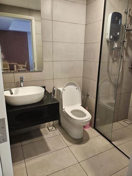 Kediaman Servis untuk Dijual di The Atrium - Rony Yeo - Bathroom - PropertyGuru.com.my