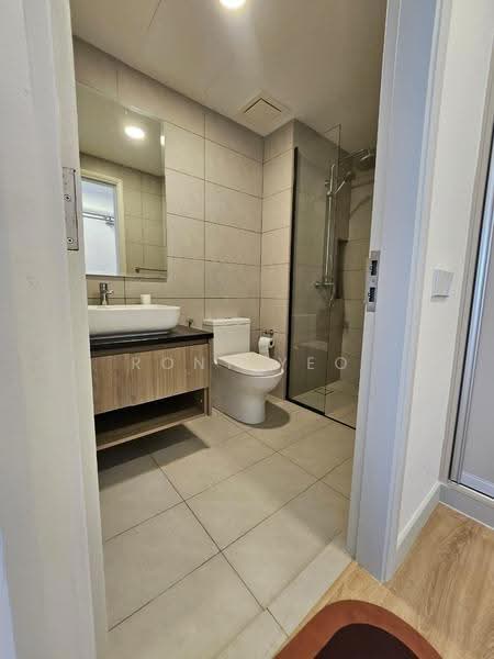 Kediaman Servis untuk Dijual di The Atrium - Rony Yeo - Bathroom - PropertyGuru.com.my
