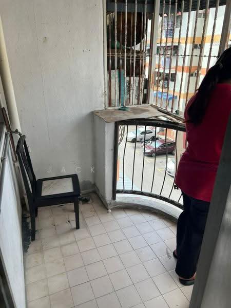 Rumah Flat untuk Dijual di Desa Permai Indah Flat - Jacky Yeoh - Balcony - PropertyGuru.com.my