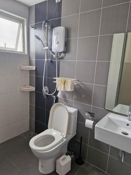 Kediaman Servis untuk Disewa di Trio Permai - AK TAY - Bathroom - PropertyGuru.com.my