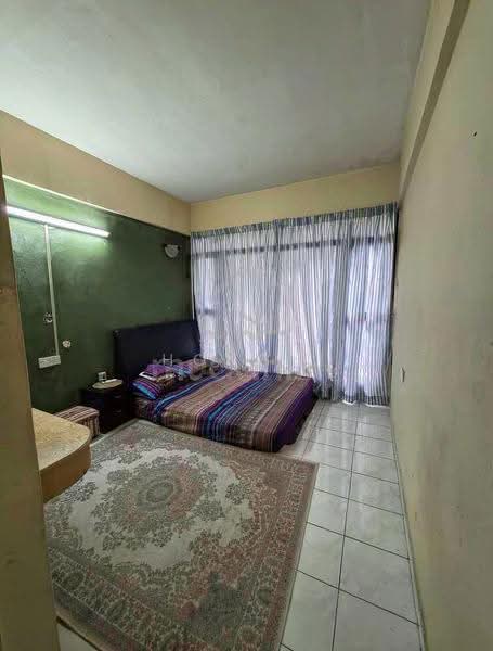 Condominium for Rent at E-Park Condominium - Hong . - Bedroom - PropertyGuru.com.my