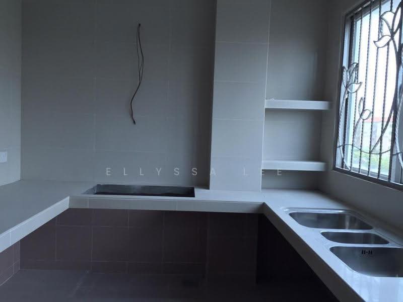 Rumah Berkembar untuk Dijual di Puchong (Selangor) - Ellyssa Lee - Kitchen - PropertyGuru.com.my