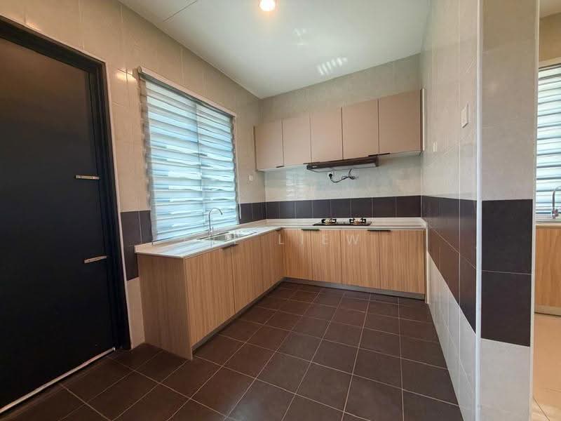 Rumah Teres untuk Dijual di Taman Baiduri (Dengkil) - Eve Liew - Kitchen - PropertyGuru.com.my