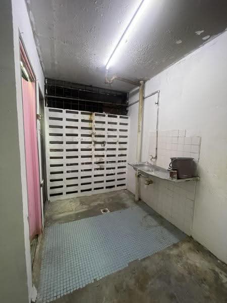 Apartment for Sale at Kenanga Apartment - Theeban Ganasen - Kitchen - PropertyGuru.com.my