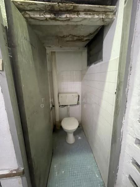 Apartment for Sale at Kenanga Apartment - Theeban Ganasen - Bathroom - PropertyGuru.com.my