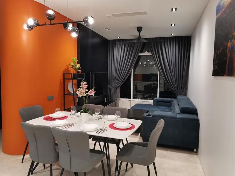 Kediaman Servis untuk Dijual di Sky Suites @ KLCC - JK Leong - Living Room - PropertyGuru.com.my