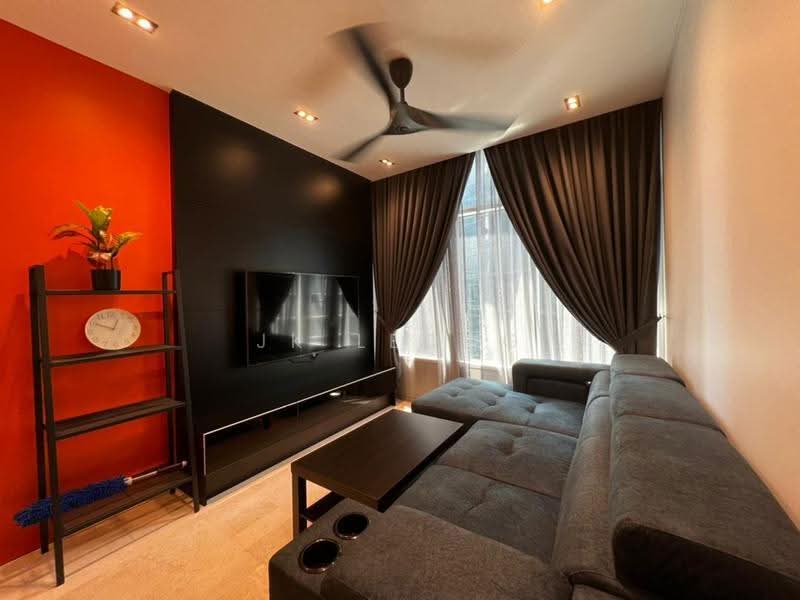 Kediaman Servis untuk Dijual di Sky Suites @ KLCC - JK Leong - Living Room - PropertyGuru.com.my