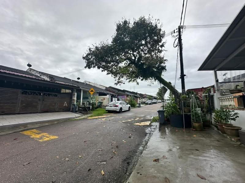 1-storey Terraced House for Sale in Grisek (Johor) - Albert Liew - Exterior - PropertyGuru.com.my